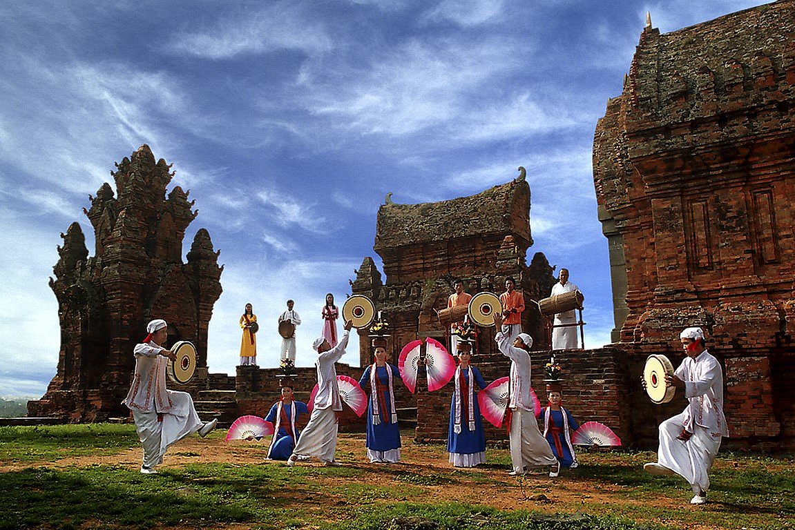 congdongviet_net_Le_hoi_Kate1_SPOS-qWThJCxsz4-1585790397645